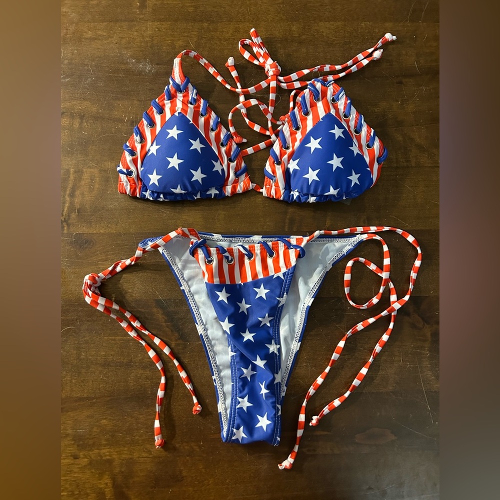 NWOT Sexy Patriotic Triangle Top Tie Side Bottom USA Flag Club Rave Bikini Set
